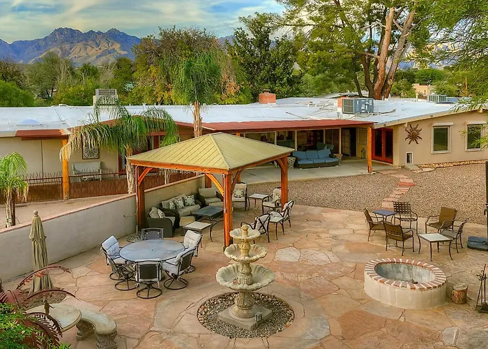 Holiday home Pet-friendly Casita: Shared Swim Spa! Tucson